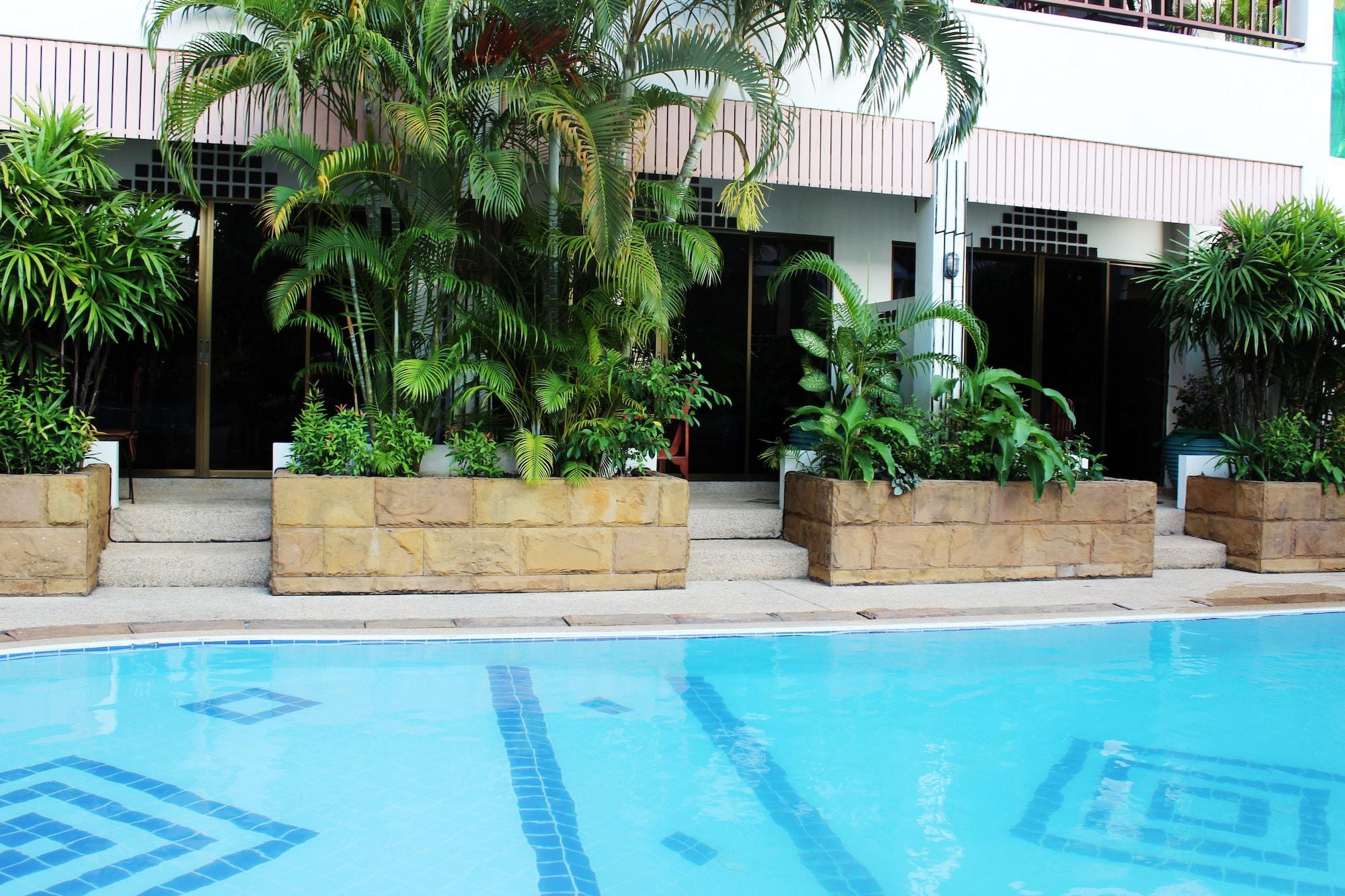 Kelly'S Residency Hotel Patong Exterior photo