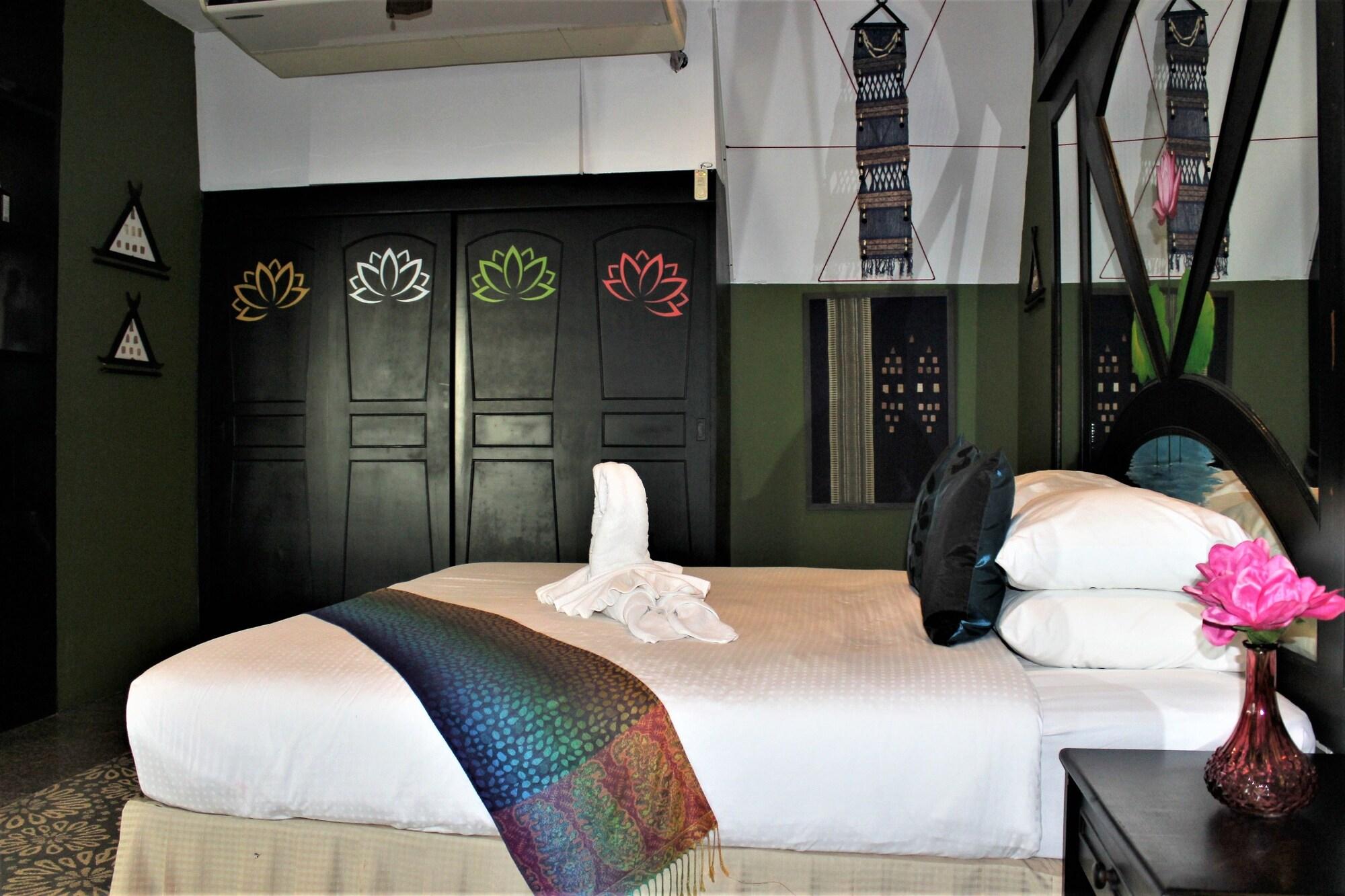 Kelly'S Residency Hotel Patong Exterior photo