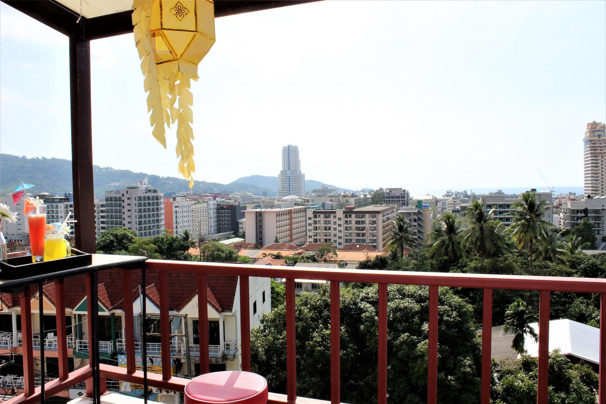 Kelly'S Residency Hotel Patong Exterior photo