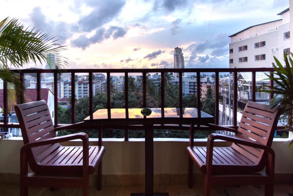 Kelly'S Residency Hotel Patong Exterior photo